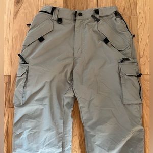 Men’s snow pants